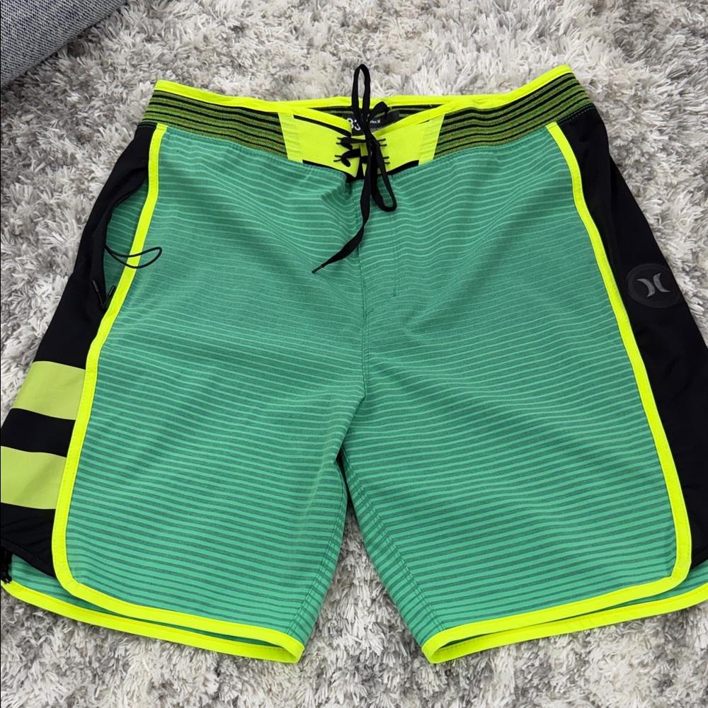 Hurley Men's Neon Green and Black Board Shorts